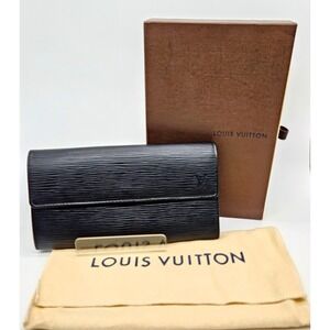 Authentic Louis Vuitton Black Epi Sarah Wallet Silver HW Full Set Box & Dust Bag